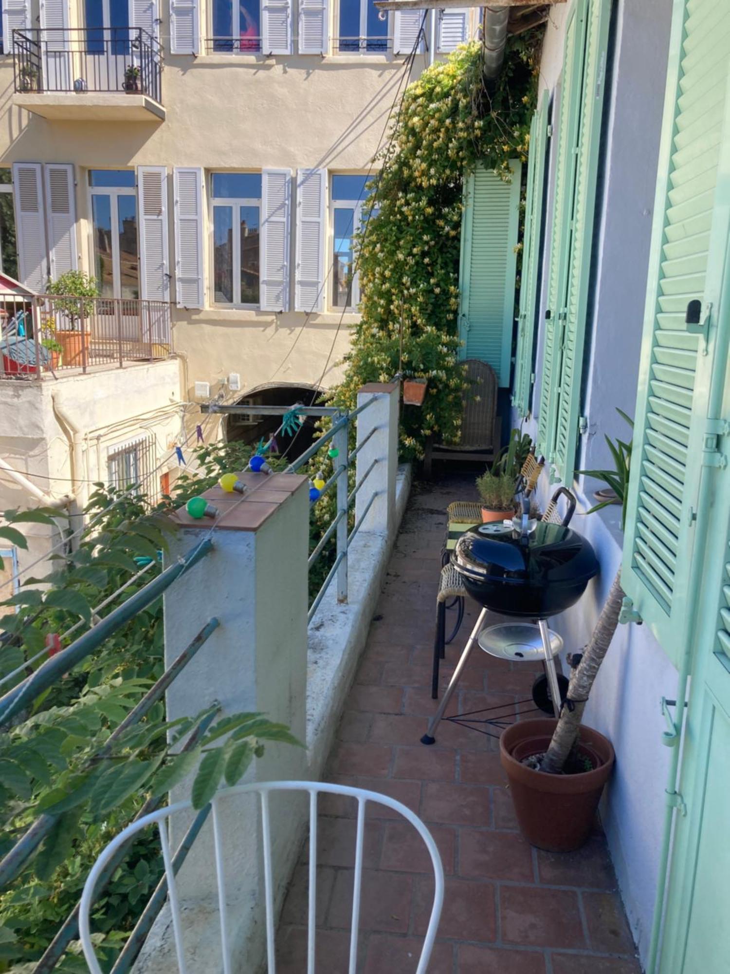 Secret Spot In Apartment Marseille
